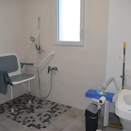 Maison 3 A 2 Pas Du בית נופש Gastes
