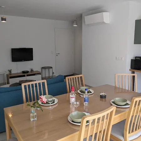 Maison 3 A 2 Pas Du Gastes