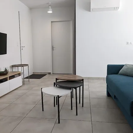 בית נופש Maison 3 A 2 Pas Du *