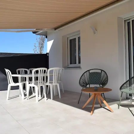 Maison 3 A 2 Pas Du *