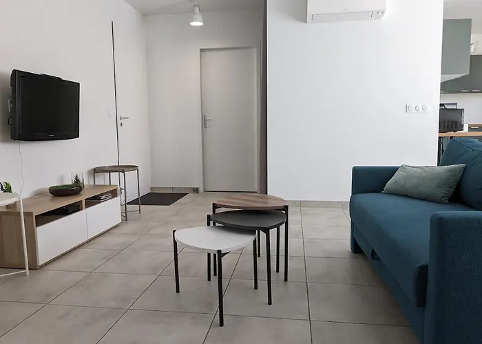 בית נופש Maison 3 A 2 Pas Du *